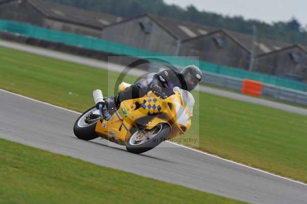 Motorcycle action photographs;Ty croes;anglesey;anglesey photographs;event digital images;eventdigitalimages;no limits trackday;peter wileman photography;trac mon;trackday;trackday digital images;trackday photos