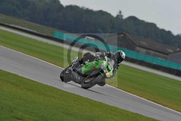 Motorcycle action photographs;Ty croes;anglesey;anglesey photographs;event digital images;eventdigitalimages;no limits trackday;peter wileman photography;trac mon;trackday;trackday digital images;trackday photos