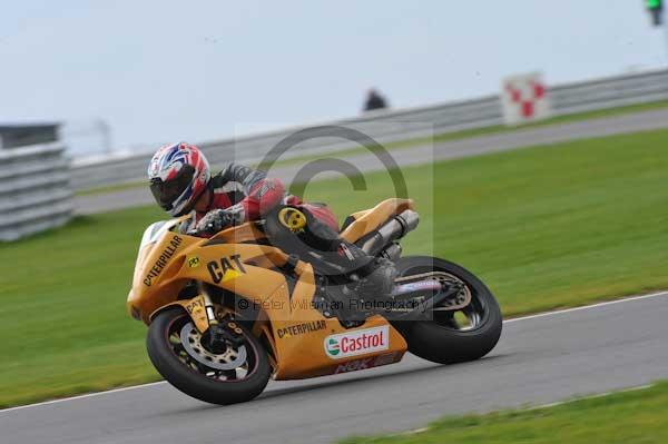 Motorcycle action photographs;Ty croes;anglesey;anglesey photographs;event digital images;eventdigitalimages;no limits trackday;peter wileman photography;trac mon;trackday;trackday digital images;trackday photos