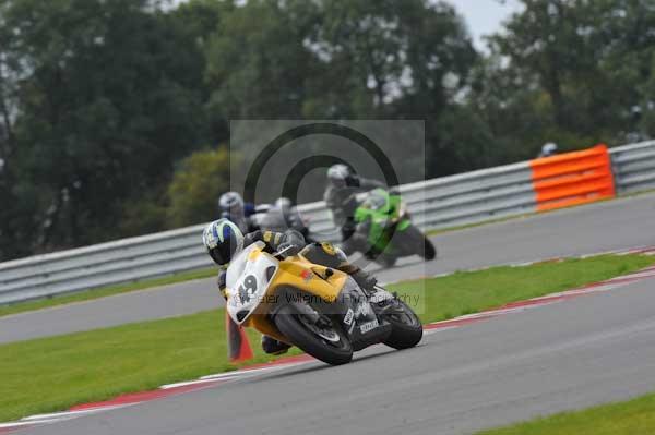 Motorcycle action photographs;Ty croes;anglesey;anglesey photographs;event digital images;eventdigitalimages;no limits trackday;peter wileman photography;trac mon;trackday;trackday digital images;trackday photos