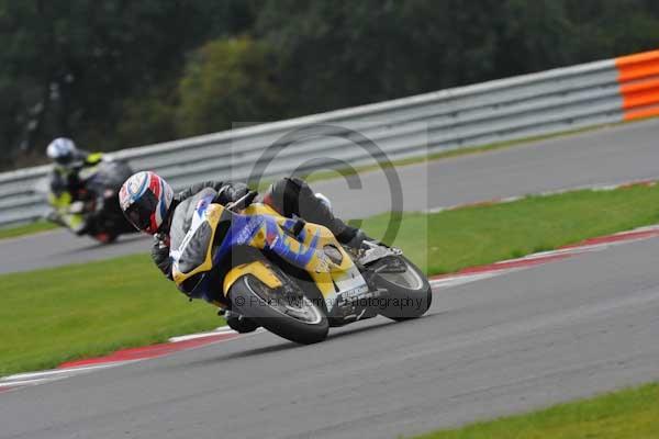 Motorcycle action photographs;Ty croes;anglesey;anglesey photographs;event digital images;eventdigitalimages;no limits trackday;peter wileman photography;trac mon;trackday;trackday digital images;trackday photos