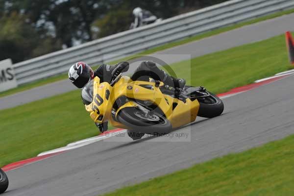 Motorcycle action photographs;Ty croes;anglesey;anglesey photographs;event digital images;eventdigitalimages;no limits trackday;peter wileman photography;trac mon;trackday;trackday digital images;trackday photos