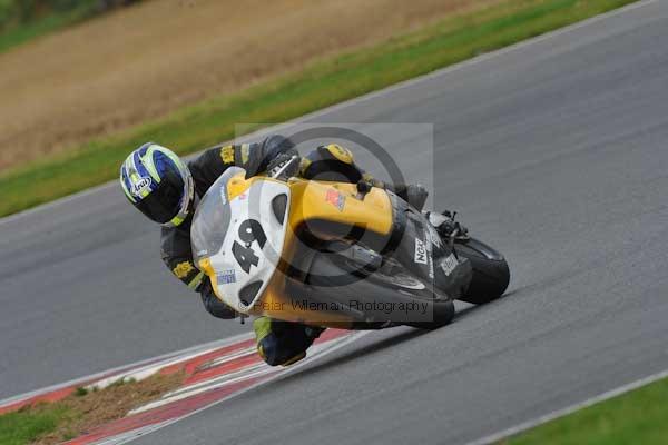 Motorcycle action photographs;Ty croes;anglesey;anglesey photographs;event digital images;eventdigitalimages;no limits trackday;peter wileman photography;trac mon;trackday;trackday digital images;trackday photos