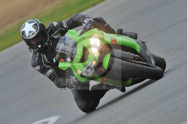 Motorcycle action photographs;Ty croes;anglesey;anglesey photographs;event digital images;eventdigitalimages;no limits trackday;peter wileman photography;trac mon;trackday;trackday digital images;trackday photos
