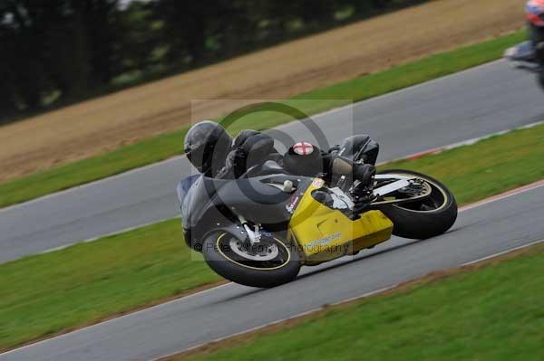 Motorcycle action photographs;Ty croes;anglesey;anglesey photographs;event digital images;eventdigitalimages;no limits trackday;peter wileman photography;trac mon;trackday;trackday digital images;trackday photos