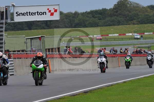 Motorcycle action photographs;Ty croes;anglesey;anglesey photographs;event digital images;eventdigitalimages;no limits trackday;peter wileman photography;trac mon;trackday;trackday digital images;trackday photos
