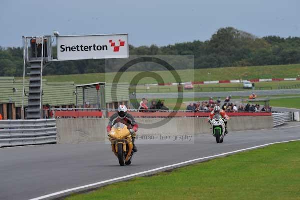 Motorcycle action photographs;Ty croes;anglesey;anglesey photographs;event digital images;eventdigitalimages;no limits trackday;peter wileman photography;trac mon;trackday;trackday digital images;trackday photos