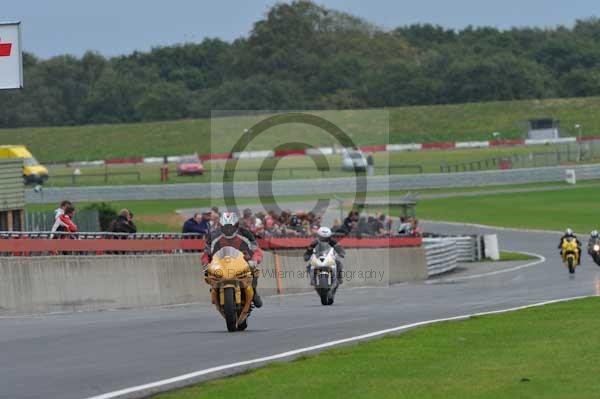 Motorcycle action photographs;Ty croes;anglesey;anglesey photographs;event digital images;eventdigitalimages;no limits trackday;peter wileman photography;trac mon;trackday;trackday digital images;trackday photos