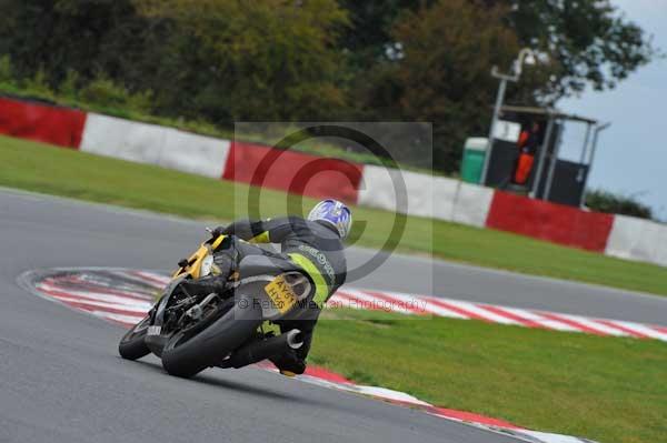 Motorcycle action photographs;Ty croes;anglesey;anglesey photographs;event digital images;eventdigitalimages;no limits trackday;peter wileman photography;trac mon;trackday;trackday digital images;trackday photos