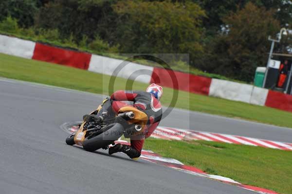 Motorcycle action photographs;Ty croes;anglesey;anglesey photographs;event digital images;eventdigitalimages;no limits trackday;peter wileman photography;trac mon;trackday;trackday digital images;trackday photos