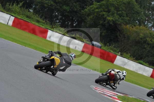Motorcycle action photographs;Ty croes;anglesey;anglesey photographs;event digital images;eventdigitalimages;no limits trackday;peter wileman photography;trac mon;trackday;trackday digital images;trackday photos