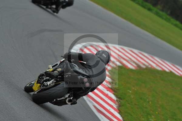 Motorcycle action photographs;Ty croes;anglesey;anglesey photographs;event digital images;eventdigitalimages;no limits trackday;peter wileman photography;trac mon;trackday;trackday digital images;trackday photos