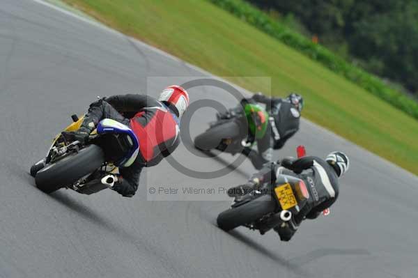 Motorcycle action photographs;Ty croes;anglesey;anglesey photographs;event digital images;eventdigitalimages;no limits trackday;peter wileman photography;trac mon;trackday;trackday digital images;trackday photos