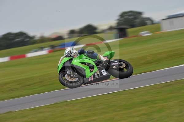 Motorcycle action photographs;Ty croes;anglesey;anglesey photographs;event digital images;eventdigitalimages;no limits trackday;peter wileman photography;trac mon;trackday;trackday digital images;trackday photos