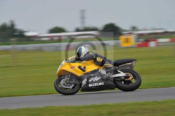 Motorcycle action photographs;Ty croes;anglesey;anglesey photographs;event digital images;eventdigitalimages;no limits trackday;peter wileman photography;trac mon;trackday;trackday digital images;trackday photos
