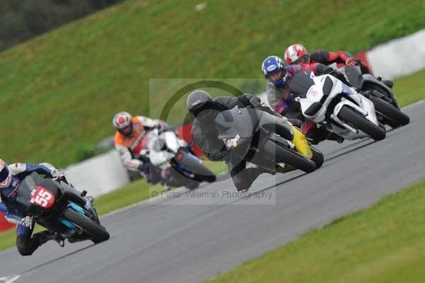 Motorcycle action photographs;Ty croes;anglesey;anglesey photographs;event digital images;eventdigitalimages;no limits trackday;peter wileman photography;trac mon;trackday;trackday digital images;trackday photos