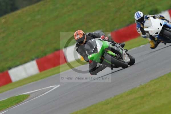 Motorcycle action photographs;Ty croes;anglesey;anglesey photographs;event digital images;eventdigitalimages;no limits trackday;peter wileman photography;trac mon;trackday;trackday digital images;trackday photos
