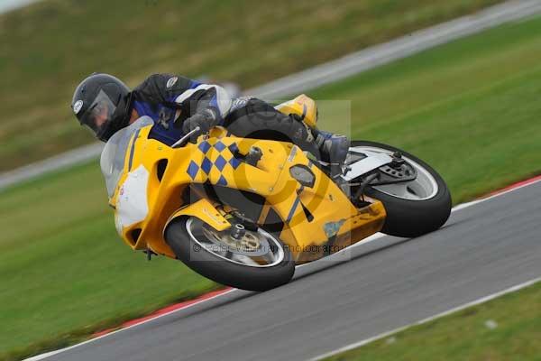 Motorcycle action photographs;Ty croes;anglesey;anglesey photographs;event digital images;eventdigitalimages;no limits trackday;peter wileman photography;trac mon;trackday;trackday digital images;trackday photos