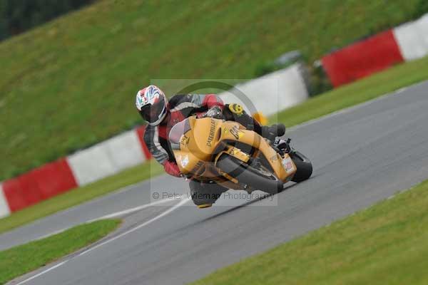 Motorcycle action photographs;Ty croes;anglesey;anglesey photographs;event digital images;eventdigitalimages;no limits trackday;peter wileman photography;trac mon;trackday;trackday digital images;trackday photos