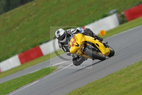 Motorcycle action photographs;Ty croes;anglesey;anglesey photographs;event digital images;eventdigitalimages;no limits trackday;peter wileman photography;trac mon;trackday;trackday digital images;trackday photos