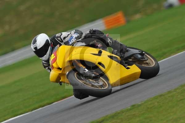 Motorcycle action photographs;Ty croes;anglesey;anglesey photographs;event digital images;eventdigitalimages;no limits trackday;peter wileman photography;trac mon;trackday;trackday digital images;trackday photos