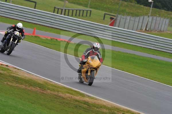 Motorcycle action photographs;Ty croes;anglesey;anglesey photographs;event digital images;eventdigitalimages;no limits trackday;peter wileman photography;trac mon;trackday;trackday digital images;trackday photos