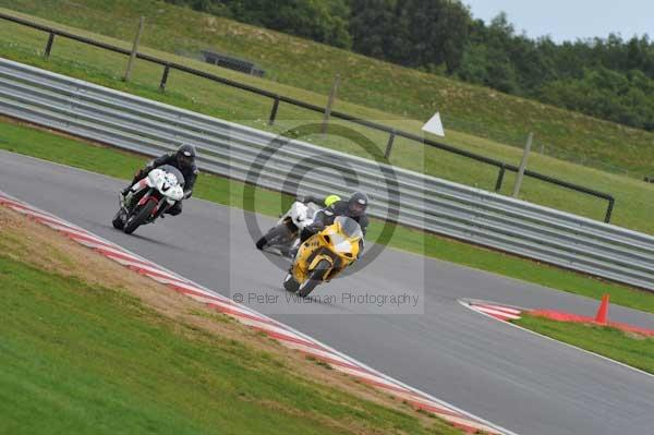 Motorcycle action photographs;Ty croes;anglesey;anglesey photographs;event digital images;eventdigitalimages;no limits trackday;peter wileman photography;trac mon;trackday;trackday digital images;trackday photos