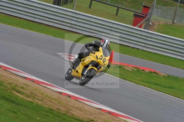 Motorcycle action photographs;Ty croes;anglesey;anglesey photographs;event digital images;eventdigitalimages;no limits trackday;peter wileman photography;trac mon;trackday;trackday digital images;trackday photos