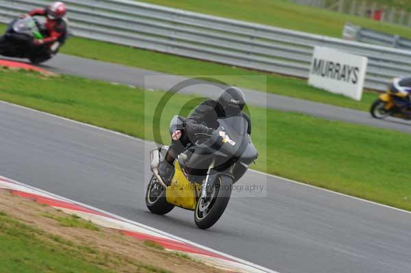 Motorcycle action photographs;Ty croes;anglesey;anglesey photographs;event digital images;eventdigitalimages;no limits trackday;peter wileman photography;trac mon;trackday;trackday digital images;trackday photos
