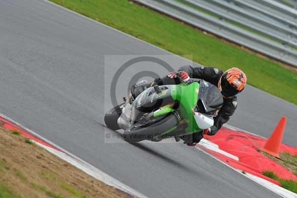 Motorcycle action photographs;Ty croes;anglesey;anglesey photographs;event digital images;eventdigitalimages;no limits trackday;peter wileman photography;trac mon;trackday;trackday digital images;trackday photos