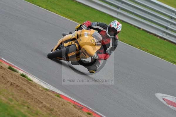 Motorcycle action photographs;Ty croes;anglesey;anglesey photographs;event digital images;eventdigitalimages;no limits trackday;peter wileman photography;trac mon;trackday;trackday digital images;trackday photos