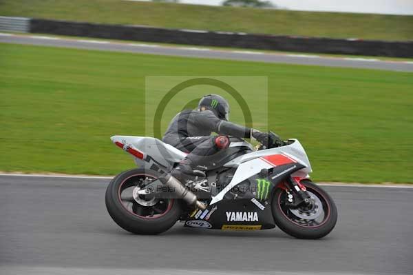 Motorcycle action photographs;Ty croes;anglesey;anglesey photographs;event digital images;eventdigitalimages;no limits trackday;peter wileman photography;trac mon;trackday;trackday digital images;trackday photos