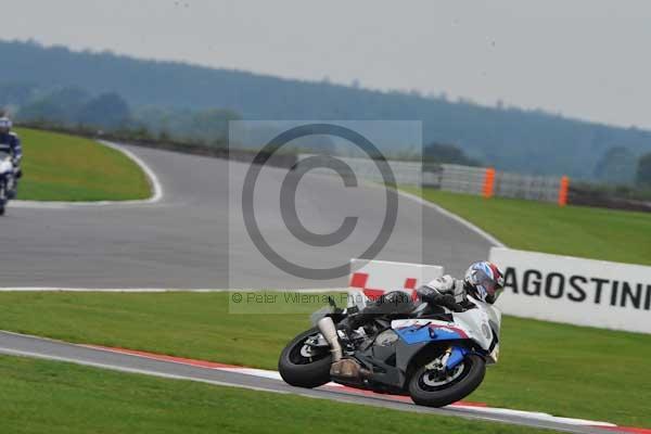 Motorcycle action photographs;Ty croes;anglesey;anglesey photographs;event digital images;eventdigitalimages;no limits trackday;peter wileman photography;trac mon;trackday;trackday digital images;trackday photos