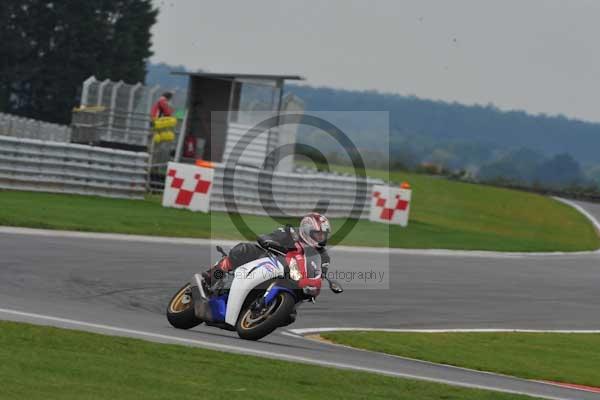 Motorcycle action photographs;Ty croes;anglesey;anglesey photographs;event digital images;eventdigitalimages;no limits trackday;peter wileman photography;trac mon;trackday;trackday digital images;trackday photos