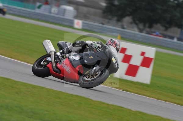 Motorcycle action photographs;Ty croes;anglesey;anglesey photographs;event digital images;eventdigitalimages;no limits trackday;peter wileman photography;trac mon;trackday;trackday digital images;trackday photos