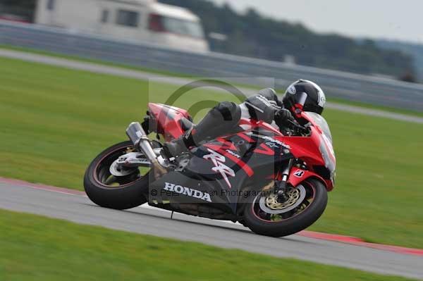 Motorcycle action photographs;Ty croes;anglesey;anglesey photographs;event digital images;eventdigitalimages;no limits trackday;peter wileman photography;trac mon;trackday;trackday digital images;trackday photos
