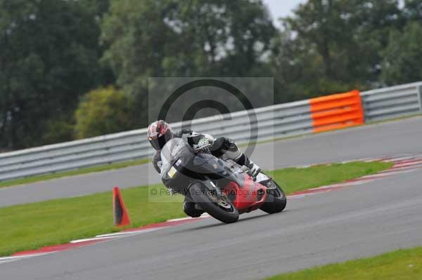 Motorcycle action photographs;Ty croes;anglesey;anglesey photographs;event digital images;eventdigitalimages;no limits trackday;peter wileman photography;trac mon;trackday;trackday digital images;trackday photos