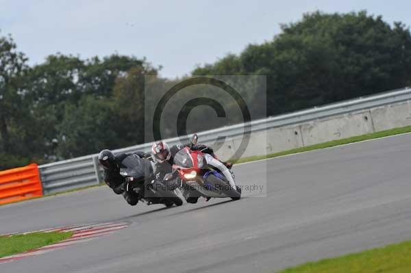 Motorcycle action photographs;Ty croes;anglesey;anglesey photographs;event digital images;eventdigitalimages;no limits trackday;peter wileman photography;trac mon;trackday;trackday digital images;trackday photos