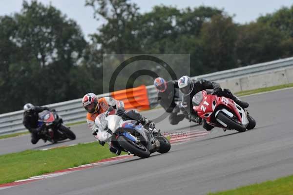 Motorcycle action photographs;Ty croes;anglesey;anglesey photographs;event digital images;eventdigitalimages;no limits trackday;peter wileman photography;trac mon;trackday;trackday digital images;trackday photos