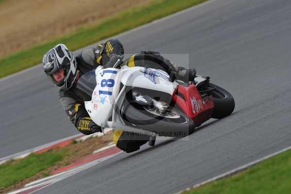Motorcycle action photographs;Ty croes;anglesey;anglesey photographs;event digital images;eventdigitalimages;no limits trackday;peter wileman photography;trac mon;trackday;trackday digital images;trackday photos