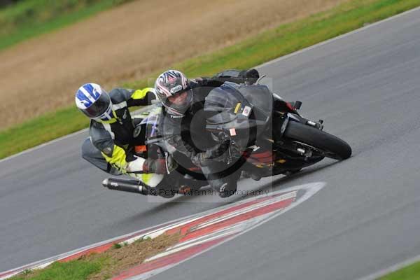 Motorcycle action photographs;Ty croes;anglesey;anglesey photographs;event digital images;eventdigitalimages;no limits trackday;peter wileman photography;trac mon;trackday;trackday digital images;trackday photos