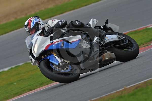 Motorcycle action photographs;Ty croes;anglesey;anglesey photographs;event digital images;eventdigitalimages;no limits trackday;peter wileman photography;trac mon;trackday;trackday digital images;trackday photos