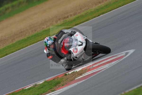 Motorcycle action photographs;Ty croes;anglesey;anglesey photographs;event digital images;eventdigitalimages;no limits trackday;peter wileman photography;trac mon;trackday;trackday digital images;trackday photos