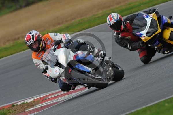 Motorcycle action photographs;Ty croes;anglesey;anglesey photographs;event digital images;eventdigitalimages;no limits trackday;peter wileman photography;trac mon;trackday;trackday digital images;trackday photos