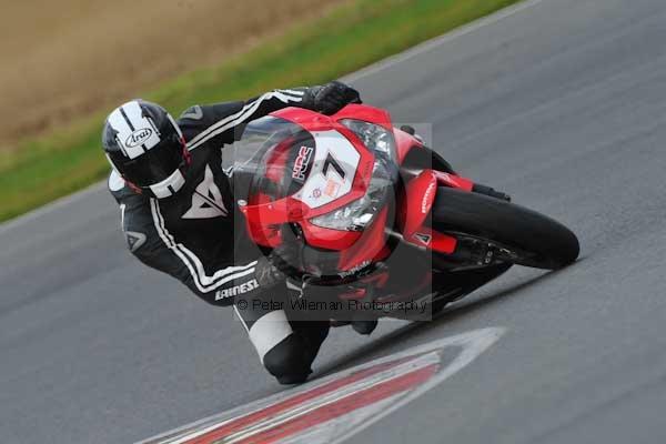 Motorcycle action photographs;Ty croes;anglesey;anglesey photographs;event digital images;eventdigitalimages;no limits trackday;peter wileman photography;trac mon;trackday;trackday digital images;trackday photos