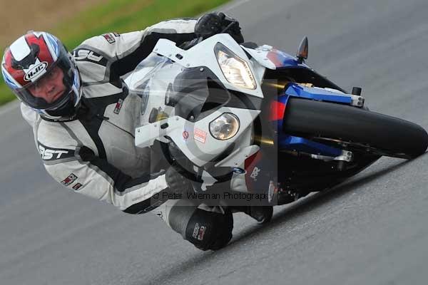 Motorcycle action photographs;Ty croes;anglesey;anglesey photographs;event digital images;eventdigitalimages;no limits trackday;peter wileman photography;trac mon;trackday;trackday digital images;trackday photos