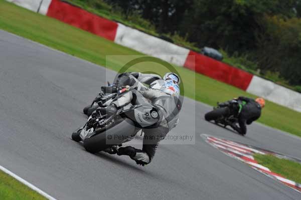 Motorcycle action photographs;Ty croes;anglesey;anglesey photographs;event digital images;eventdigitalimages;no limits trackday;peter wileman photography;trac mon;trackday;trackday digital images;trackday photos