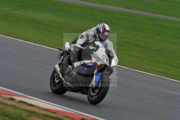 Motorcycle action photographs;Ty croes;anglesey;anglesey photographs;event digital images;eventdigitalimages;no limits trackday;peter wileman photography;trac mon;trackday;trackday digital images;trackday photos