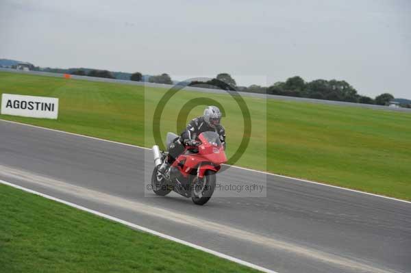 Motorcycle action photographs;Ty croes;anglesey;anglesey photographs;event digital images;eventdigitalimages;no limits trackday;peter wileman photography;trac mon;trackday;trackday digital images;trackday photos