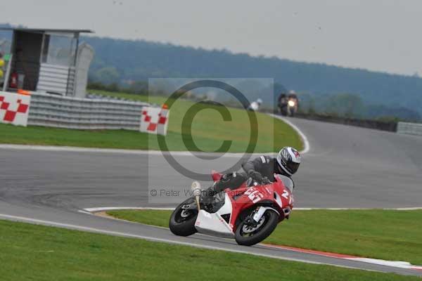 Motorcycle action photographs;Ty croes;anglesey;anglesey photographs;event digital images;eventdigitalimages;no limits trackday;peter wileman photography;trac mon;trackday;trackday digital images;trackday photos